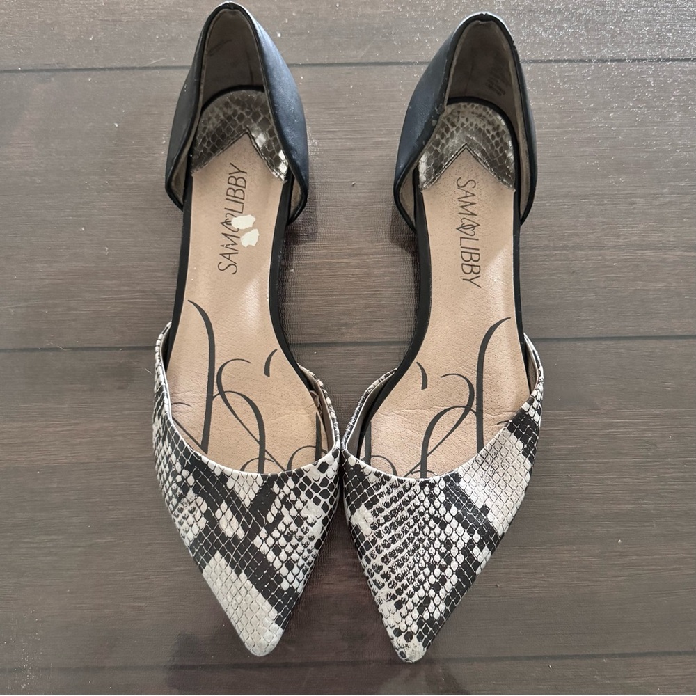 Sam & Libby - Sz 8 Black and Snake Print Women's Pointed Toe Flats